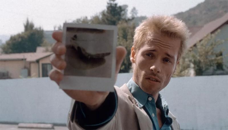 Warner Bros. не позволила Кристоферу Нолану снимать Гая Пирса